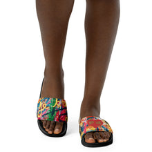 Load image into Gallery viewer, The Lux de mi casa Women's slides